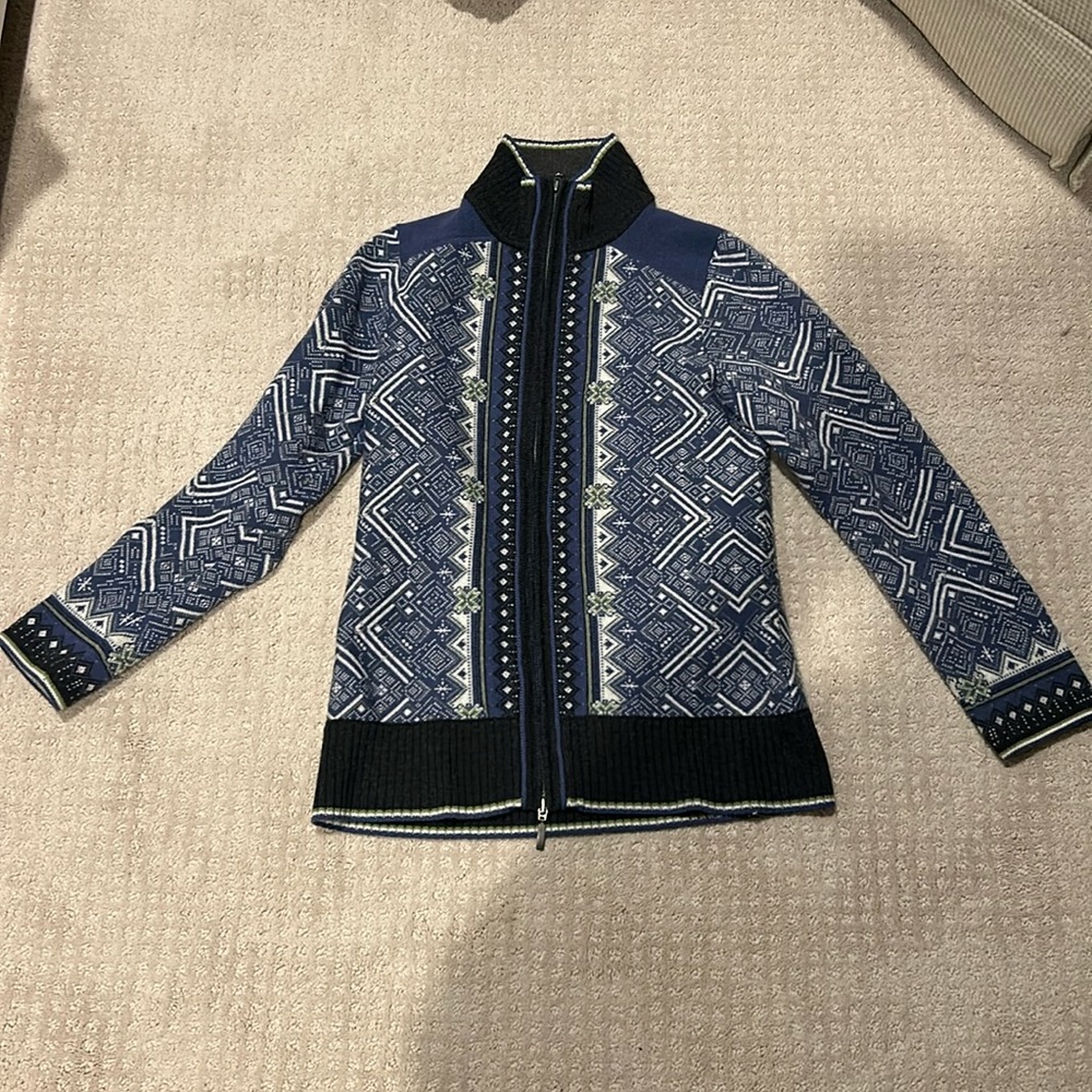 Eddie Bauer Zip up ski sweater size M.